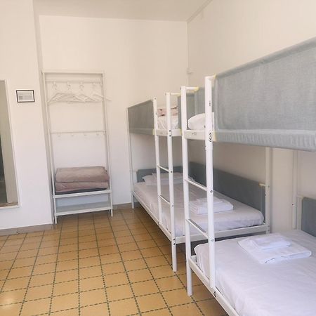 Хостел Lisa House Рим Экстерьер фото