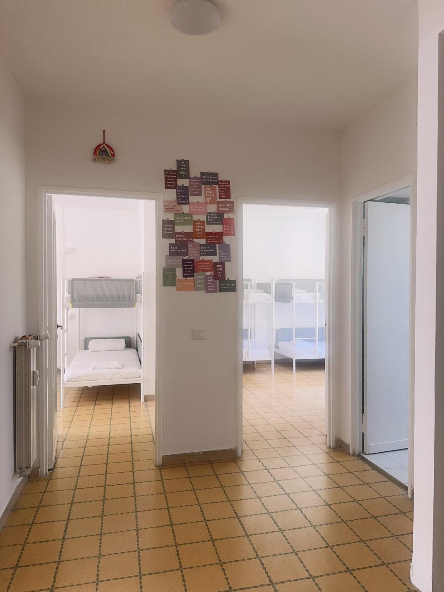 Хостел Lisa House Рим Экстерьер фото